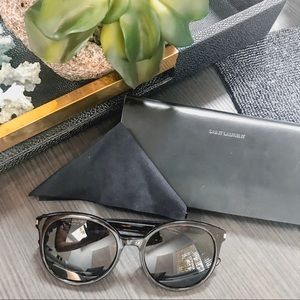 Saint Laurent Classic Woman Sunglasses •